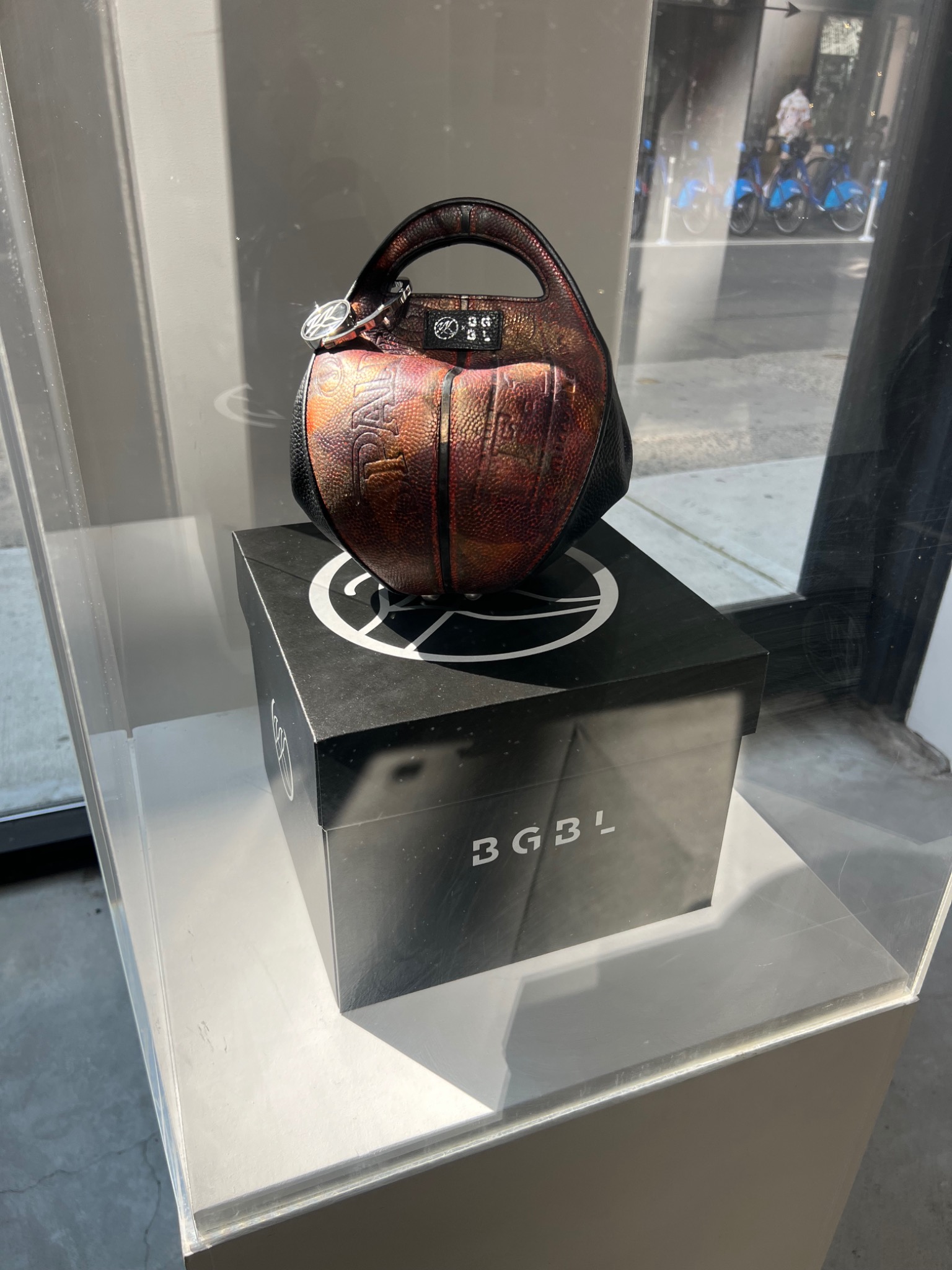 Customized vintage basketball handbag presented at SHIN Gallery